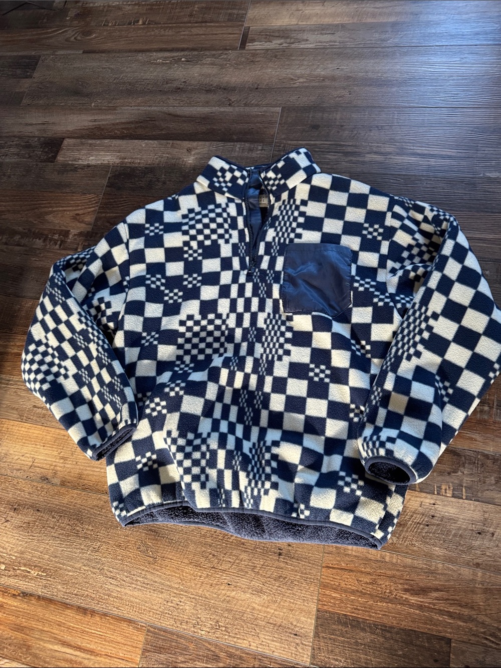Thread Wave Men's Navy and White Checkered Fleece Pullover Sweater